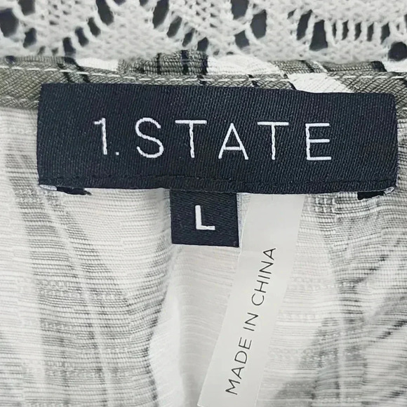 1. State leaves printed button up ruffle tied front tank top L - Picture 4 of 6